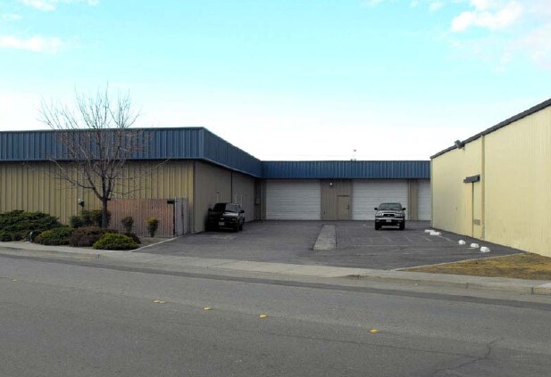 Primary Photo Of 469 Moffat Blvd, Manteca Warehouse For Lease