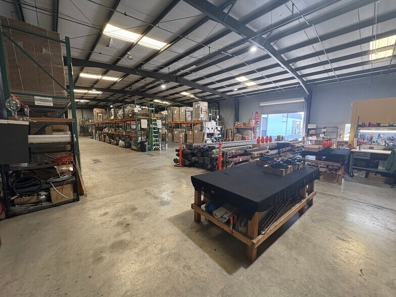 More Photos Of 2216 Cedarvale Dr, Ceres Warehouse For Lease