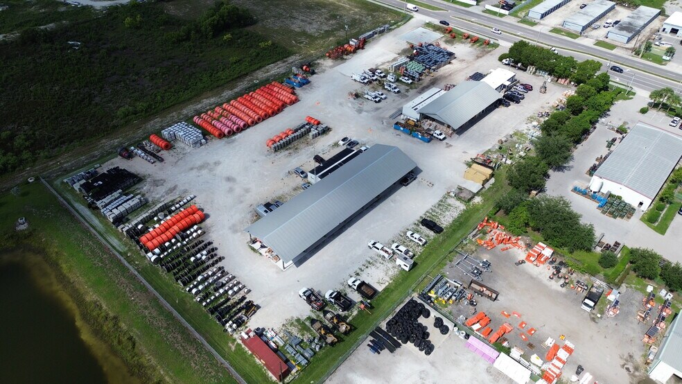 More Photos Of 3560 Veronica S Shoemaker Blvd, Fort Myers Warehouse For Sale