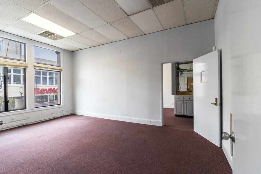 More Photos Of 1307-1311 Sutter St, San Francisco Storefront Retail Office For Sale