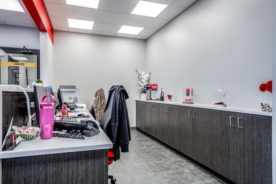 More Photos Of 20701 E 81st St, Broken Arrow Manufacturing For Sale