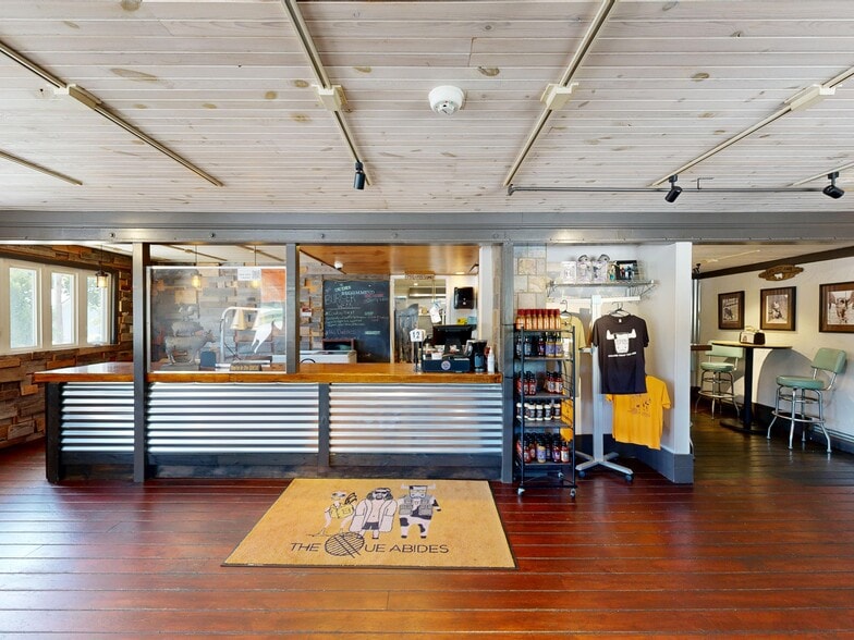 More Photos Of 6990 W Lake Rd, Fairview Restaurant For Sale