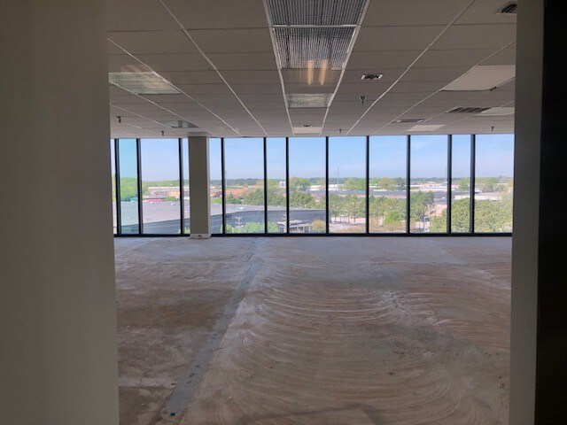 More Photos Of 1300 Diamond Springs Rd, Virginia Beach Office For Lease