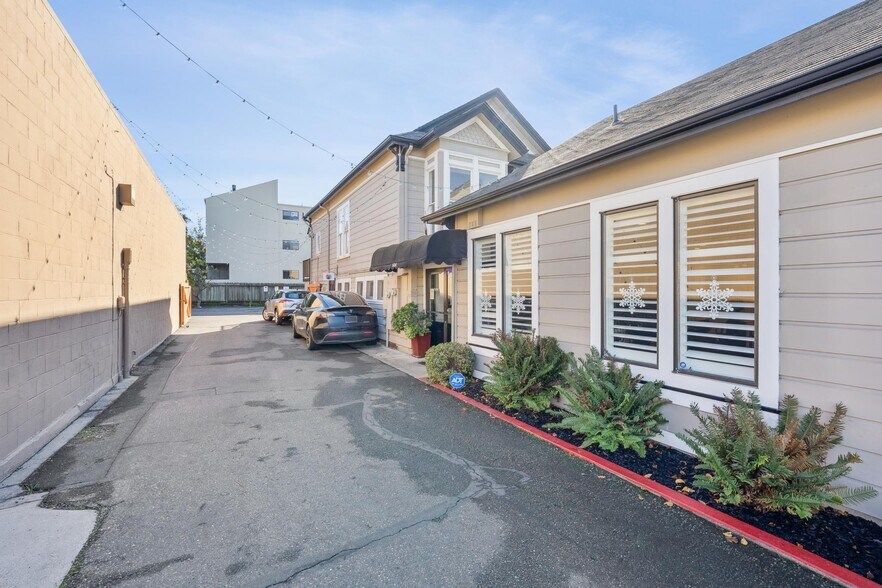 More Photos Of 1414 Everett St, Alameda Office For Sale