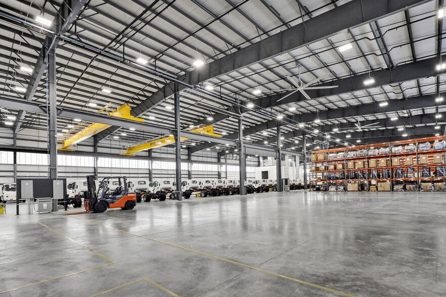More Photos Of 5457 Pacific Fern Dr, Ferndale Manufacturing For Lease