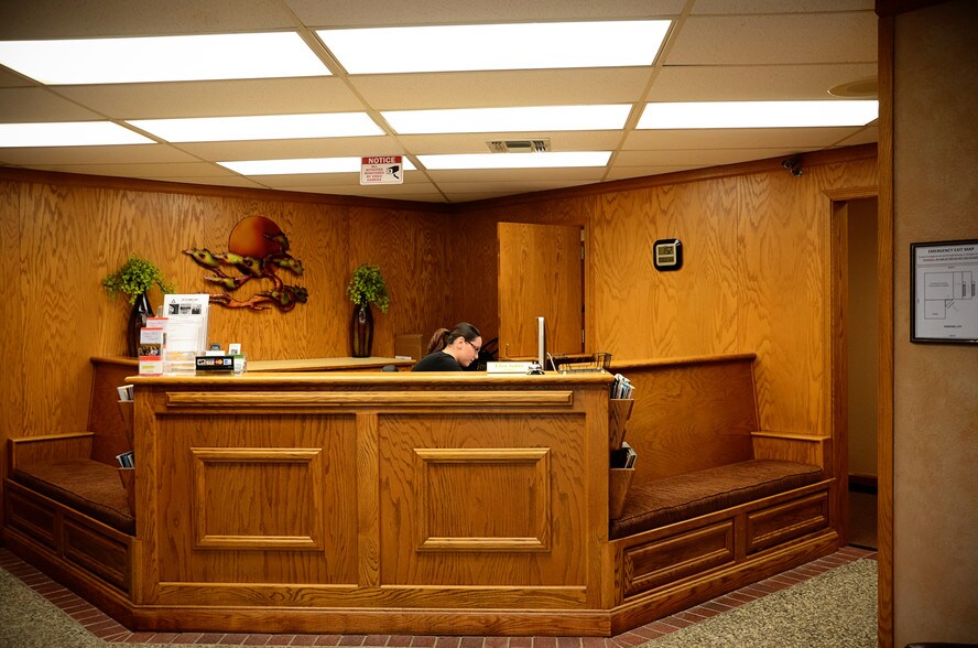 More Photos Of 1510 Poole Blvd, Yuba City Office For Lease
