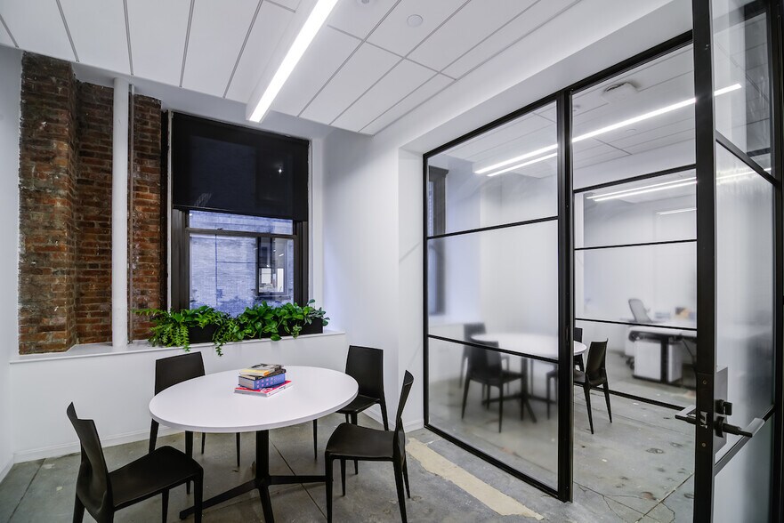 More Photos Of 101 Greenwich St, New York Office For Lease