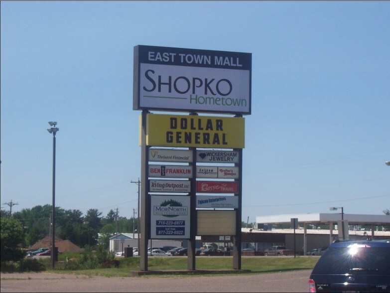 More Photos Of 1011-1013 E Spruce St, Abbotsford Storefront Retail Office For Lease