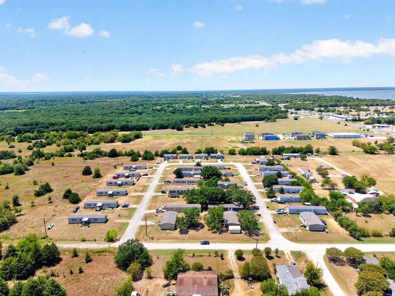 More Photos Of Horizon Dr @ Beth Ln, West Tawakoni Manufactured Housing Mobile Home Park For Sale