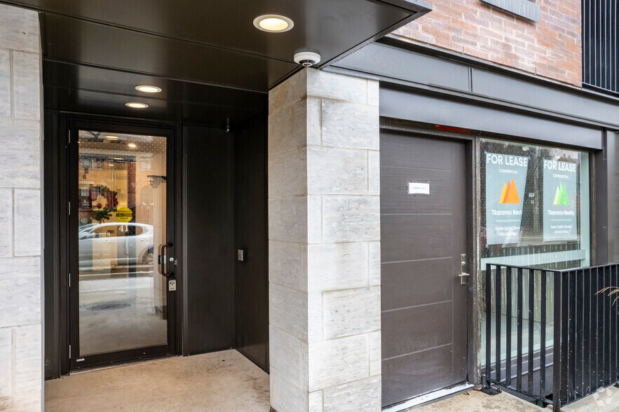 More Photos Of 41 River St, Toronto Apartments For Lease