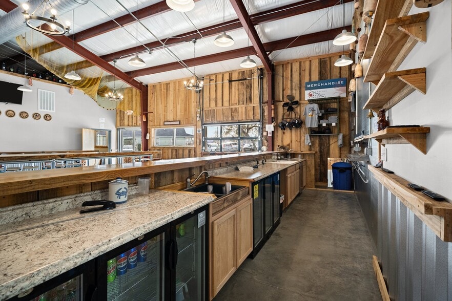 More Photos Of 4810 Long Beach Rd SE, Southport General Retail For Sale