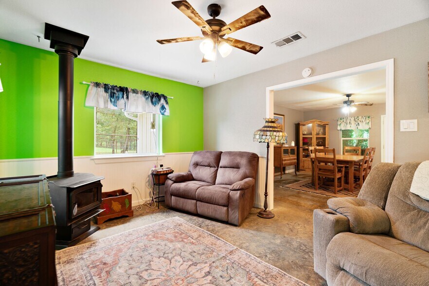 More Photos Of 821 County Road 43830, Paris Multifamily For Sale