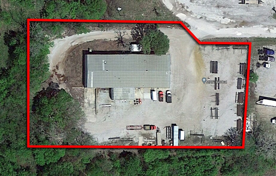 More Photos Of 621 Industrial dr, Ardmore Industrial For Lease