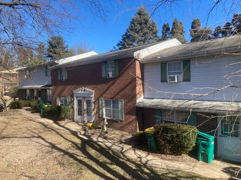 More Photos Of 602 Mallard Rd, Camp Hill Apartments For Sale