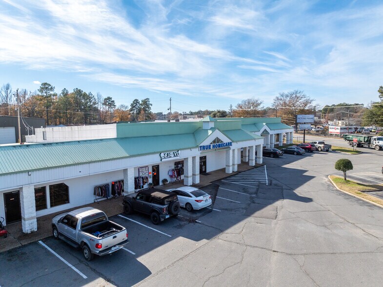 More Photos Of 3801 Camden Rd, Pine Bluff Storefront For Sale