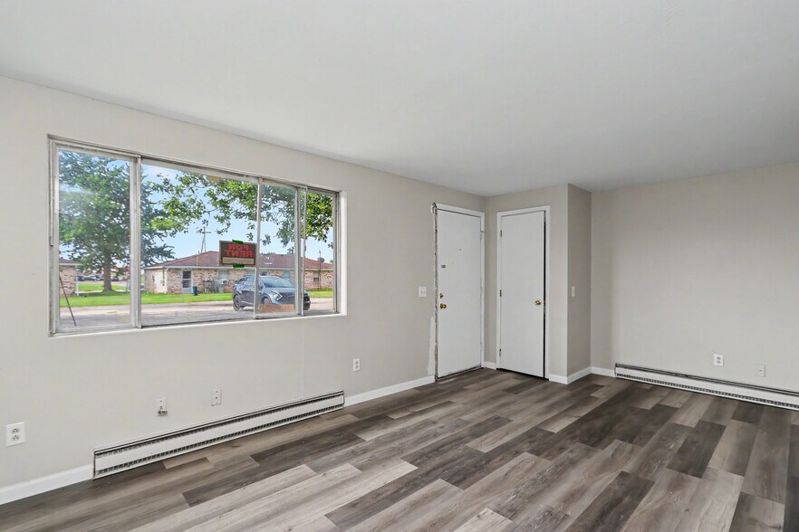 More Photos Of 318 Rae Ct, Willard Apartments For Sale