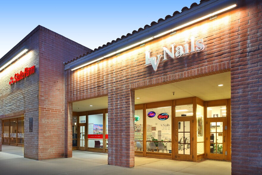 More Photos Of 8800-9165 E Tanque Verde Rd, Tucson Storefront For Sale