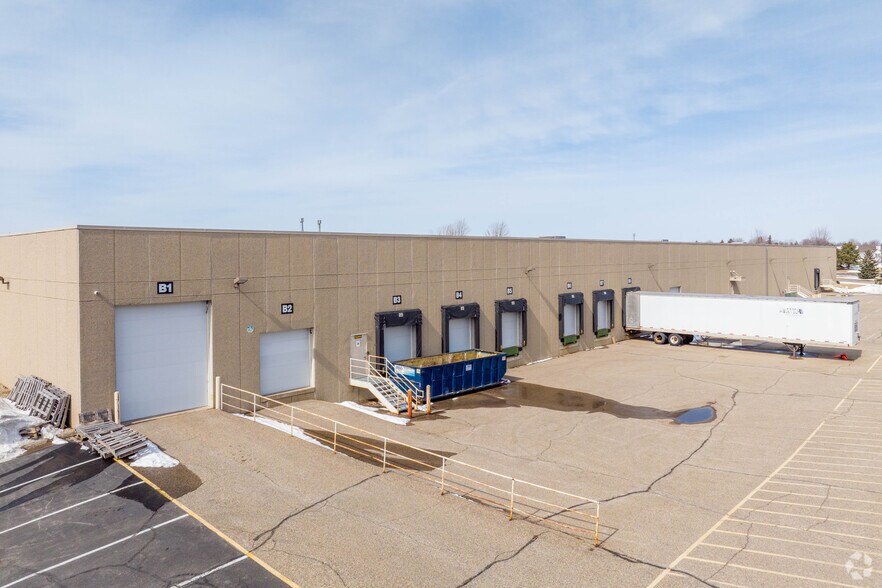 More Photos Of 14720 Energy Way, Apple Valley Warehouse For Sale