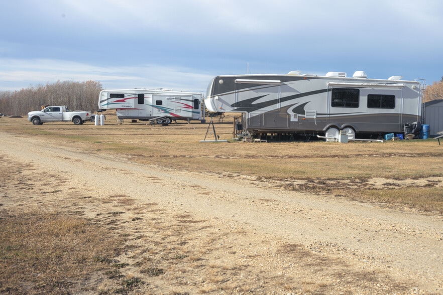More Photos Of 56309 Range 13 rd, Onoway Trailer Camper Park For Sale