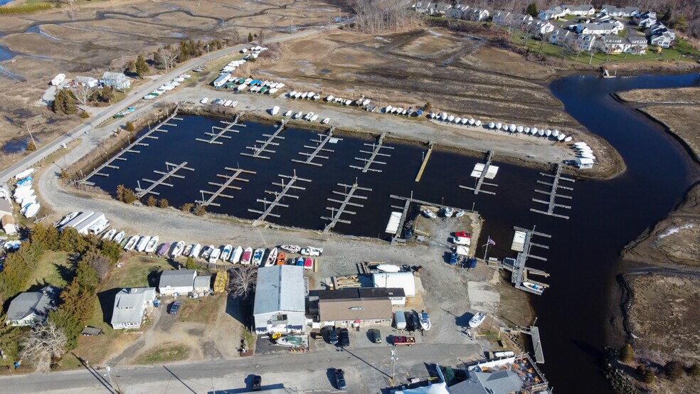 More Photos Of 54 Old Boston Post Rd, Westbrook Marina For Sale