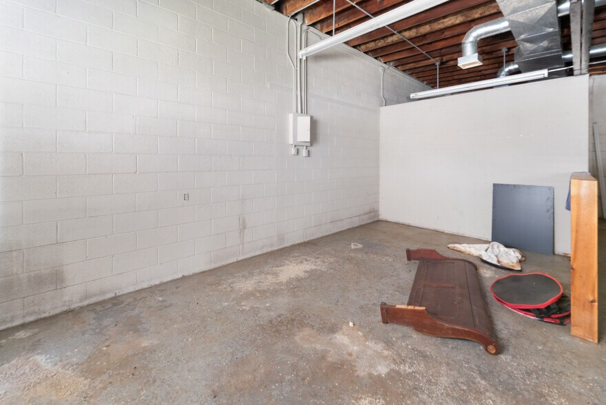 More Photos Of 27179 US Highway 80 W, Portal Industrial For Sale