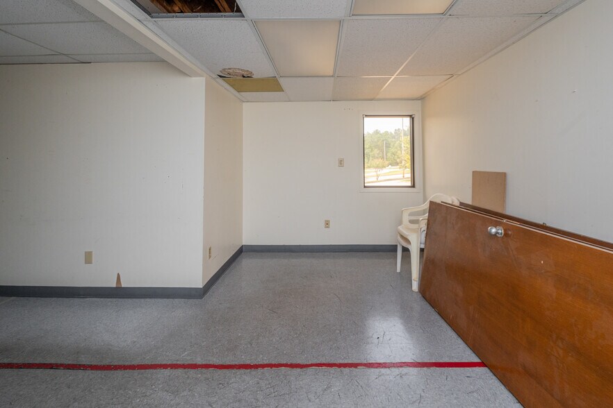 More Photos Of 730 Memorial Dr, Bessemer Medical For Sale