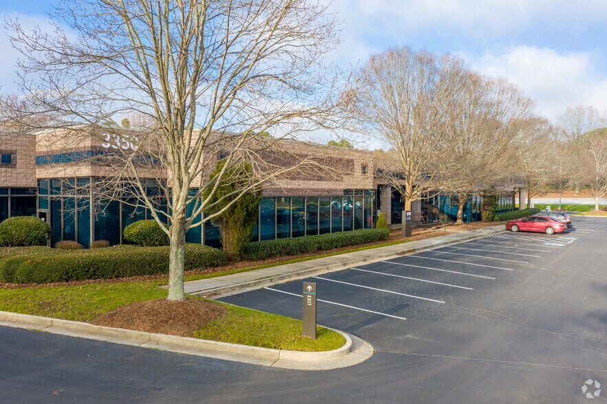 More Photos Of 3025 Breckinridge Blvd, Duluth Unknown For Lease