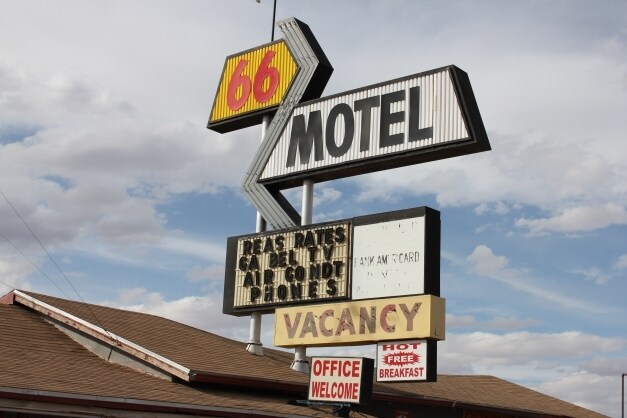 Primary Photo Of 2101-2105 Navajo Blvd, Holbrook Hospitality For Sale