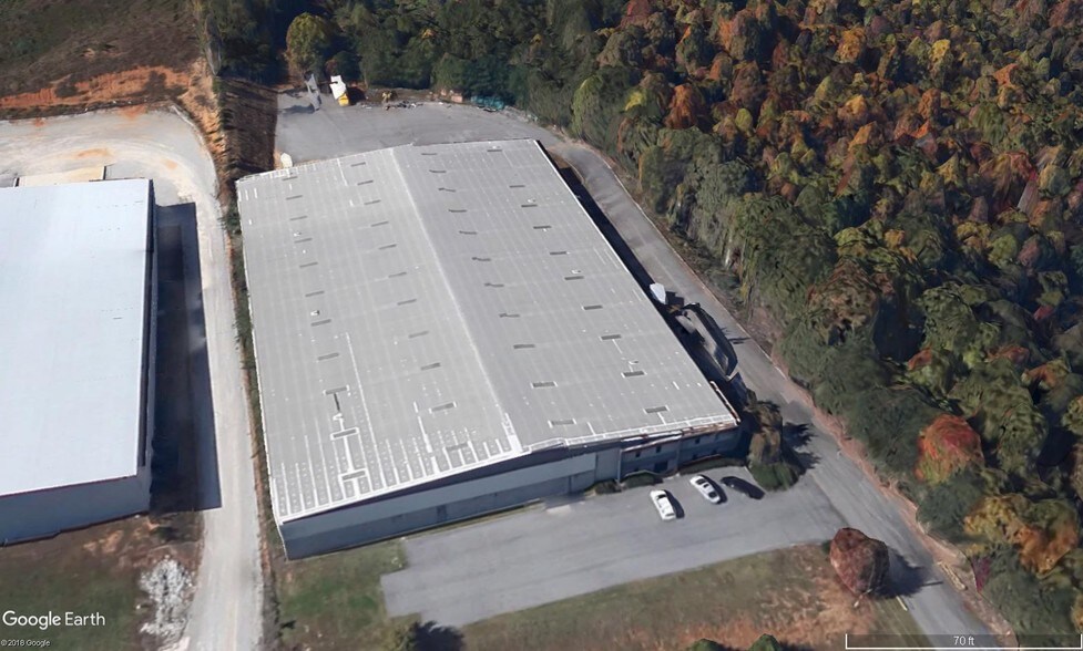 More Photos Of 3331 Box Dr, Dalton Manufacturing For Lease
