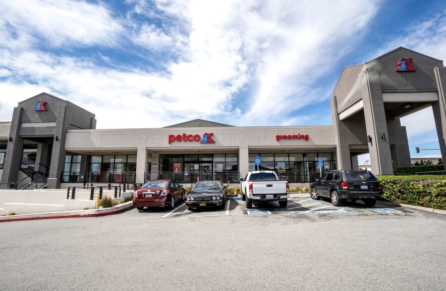 More Photos Of 1501-1595 Sloat Blvd, San Francisco Unknown For Lease