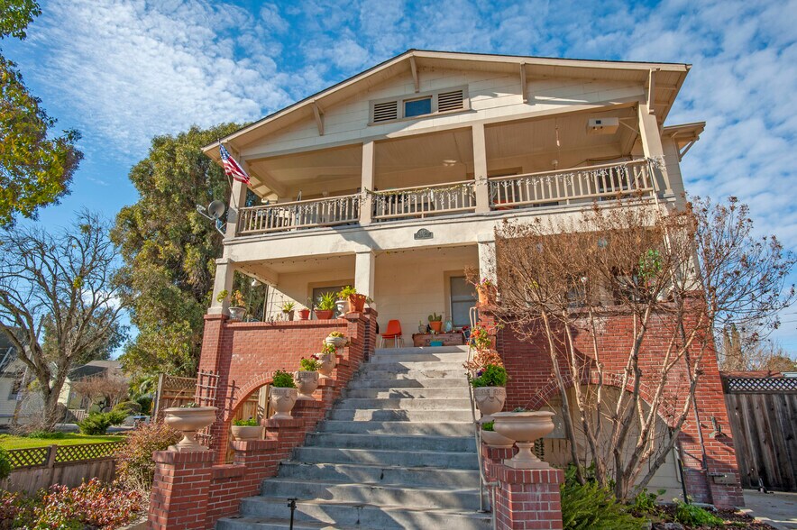 More Photos Of 815 Main St, Suisun City Apartments For Sale