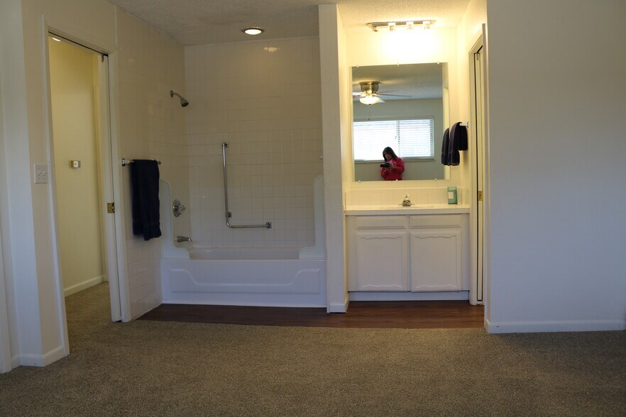 More Photos Of 333 23rd Ave, Longmont Apartments For Sale