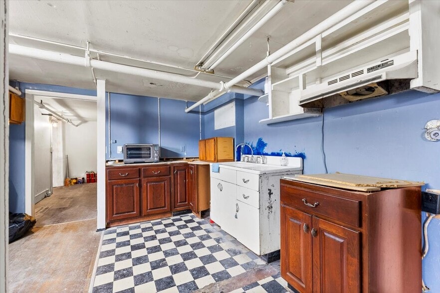 More Photos Of 144 Glen St, Glens Falls Storefront Retail Residential For Sale