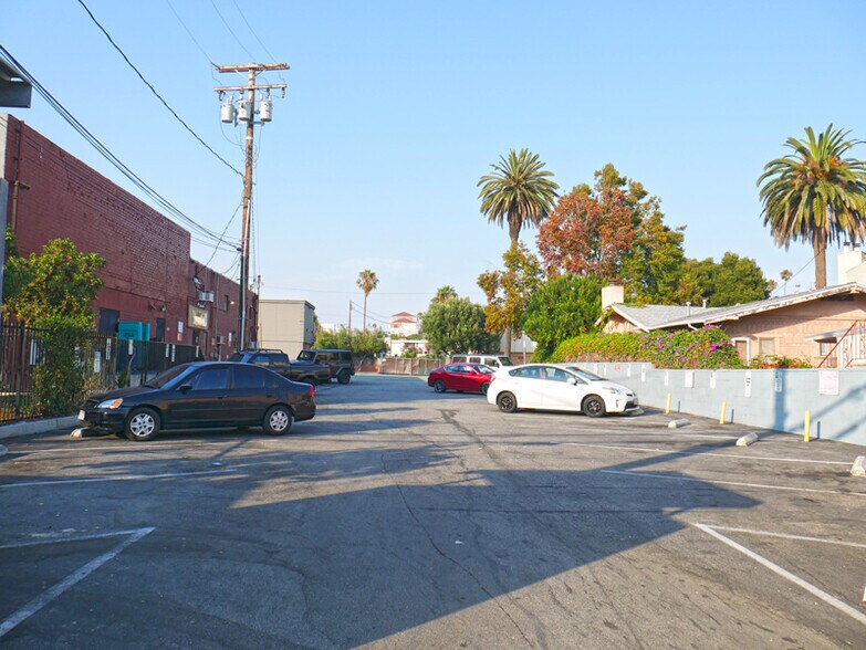 More Photos Of 1026-1032 Wilshire Blvd, Santa Monica Freestanding For Lease