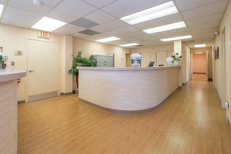 More Photos Of 622 Georges Rd, North Brunswick Medical For Sale