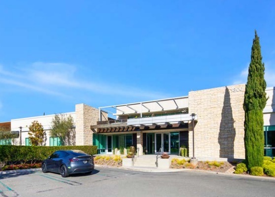 Primary Photo Of 1800 Quail St, Newport Beach Office For Sale