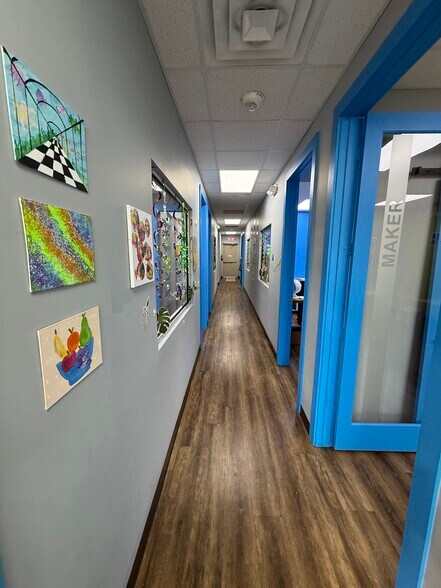 More Photos Of 16733 W Airport Blvd, Richmond Storefront For Lease