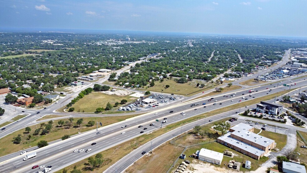 More Photos Of 2250 S IH-35, New Braunfels Auto Dealership For Sale