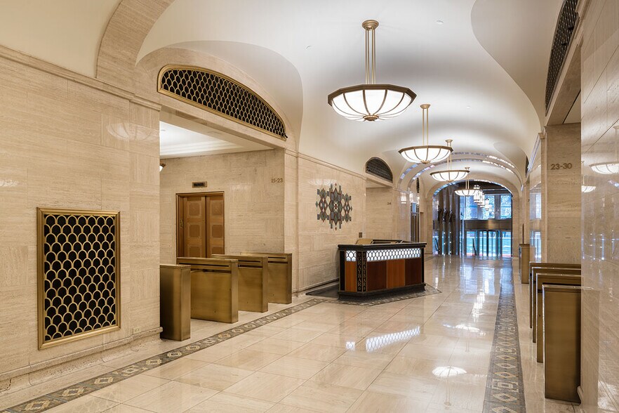 More Photos Of 420 Lexington Ave, New York Office For Lease