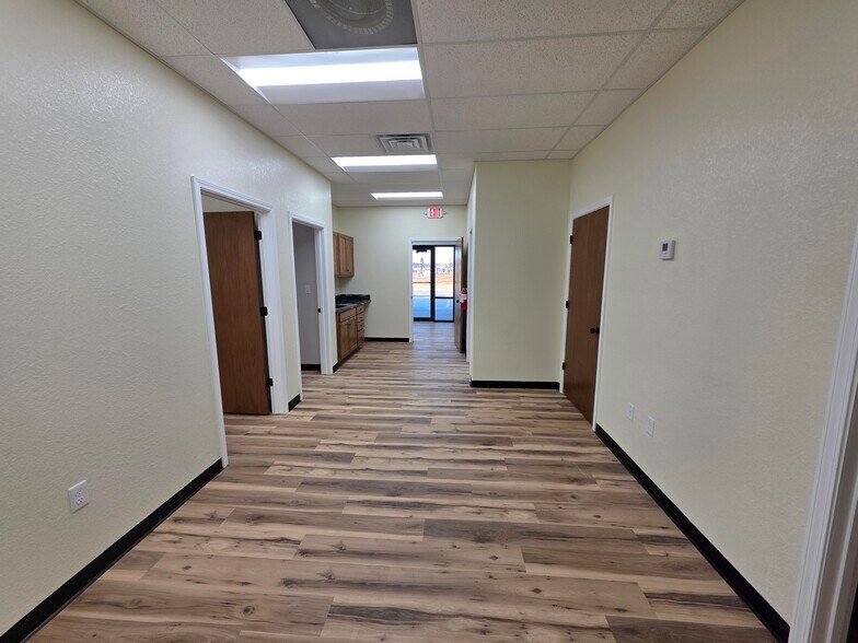 More Photos Of 5300 S Zero St, Fort Smith Storefront Retail Office For Sale