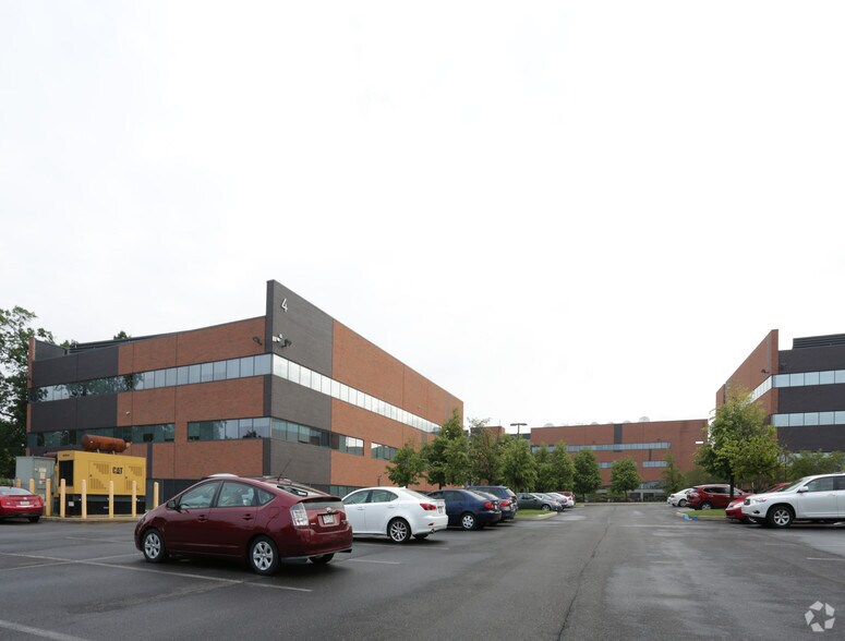 More Photos Of 101 Tournament Dr, Horsham Township Unknown For Lease