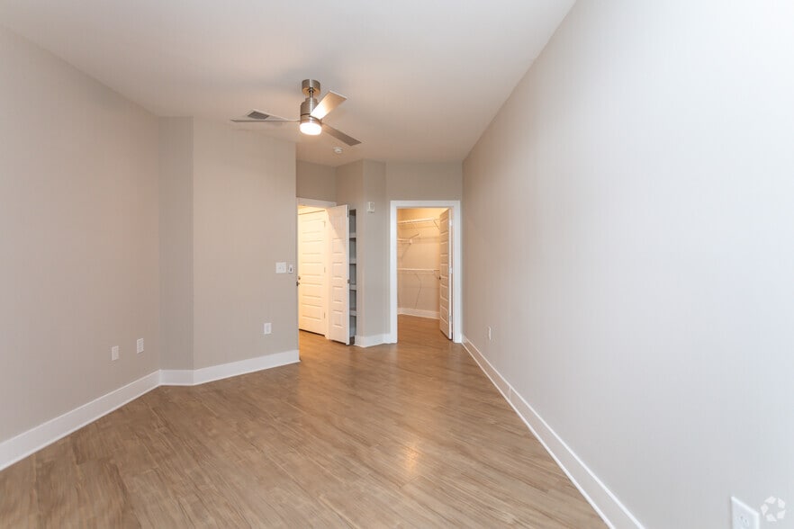 More Photos Of 222 S Main St, Mooresville Apartments For Lease