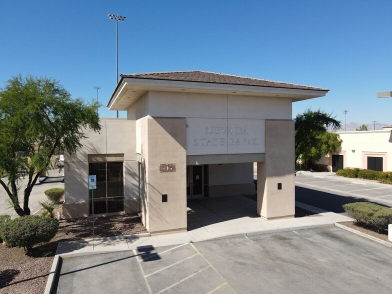 More Photos Of 5547 S Rainbow Blvd, Las Vegas Bank For Lease