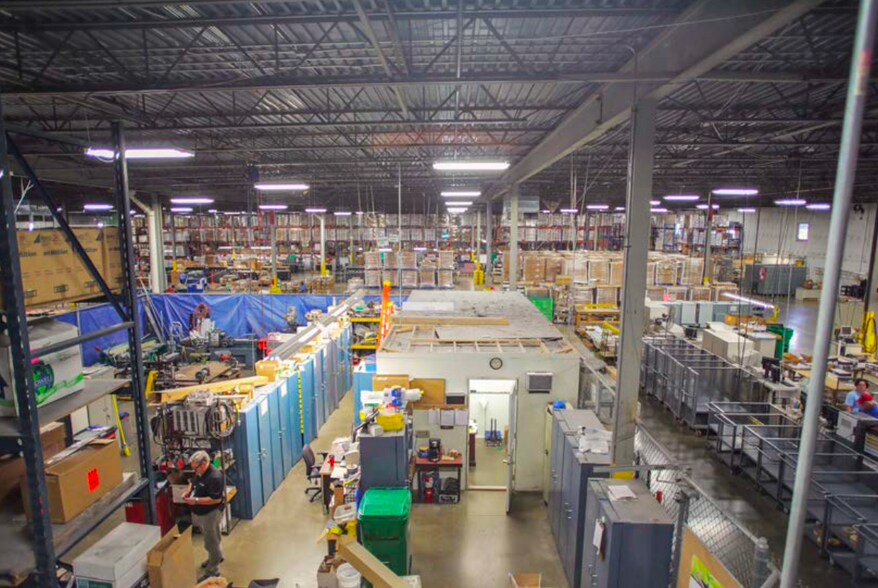 More Photos Of 3303 W Tech Blvd, Miamisburg Manufacturing For Lease