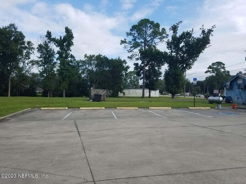 More Photos Of 2808 Edgewood Ave, Jacksonville Restaurant For Sale