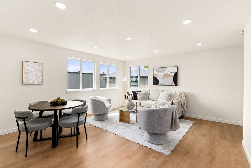 More Photos Of 14643 8th Ave SW, Burien Apartments For Sale