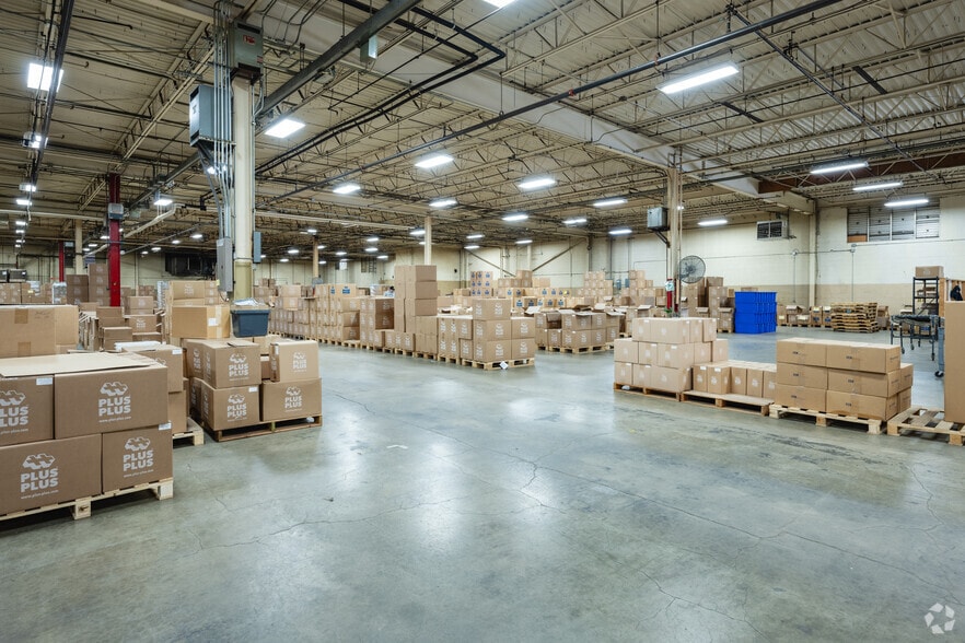 More Photos Of 1801 Rutherford Rd, Greenville Light Manufacturing For Lease