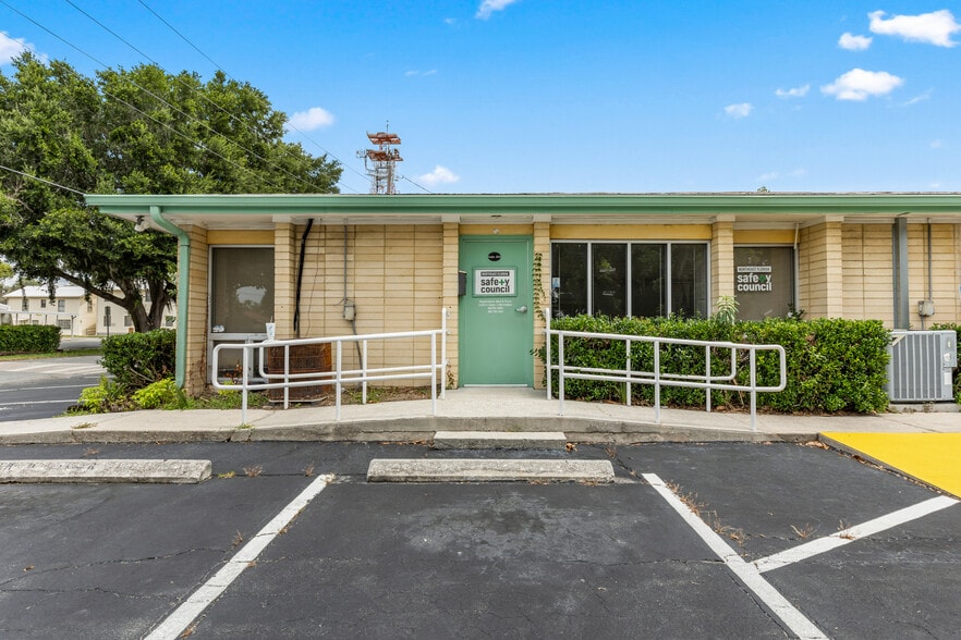 More Photos Of 260 S Marion Ave, Lake City Medical For Lease