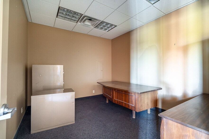 More Photos Of 47050 Washington St, La Quinta Medical For Lease