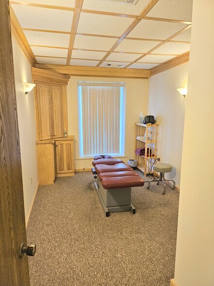 More Photos Of 662 New Castle Rd, Butler Office For Sale